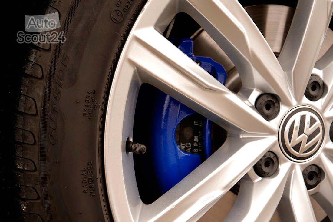 Prueba VW Passat GTE 2021 Ruben Fidalgo (11).jpg