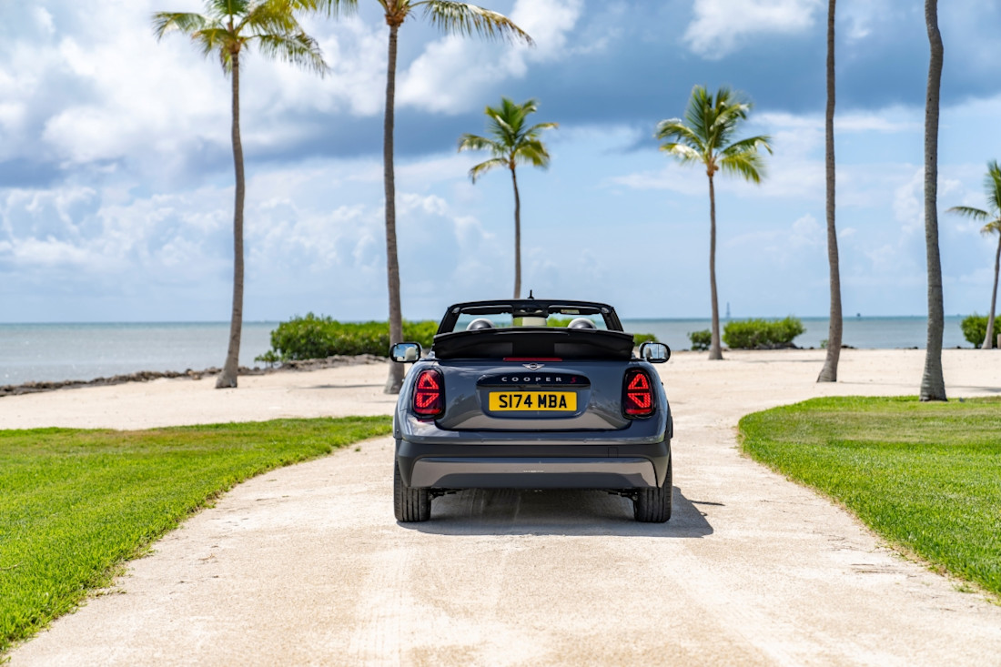 mini-cooper-cabrio-2025 (1).jpg