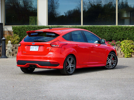 Editorial 2018 ford focus st 04 jb