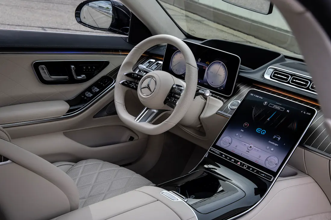 AS24 Mercedes S 580 e L 2021 dashboard AS24 Mercedes S 580 e L 2021 dashboard