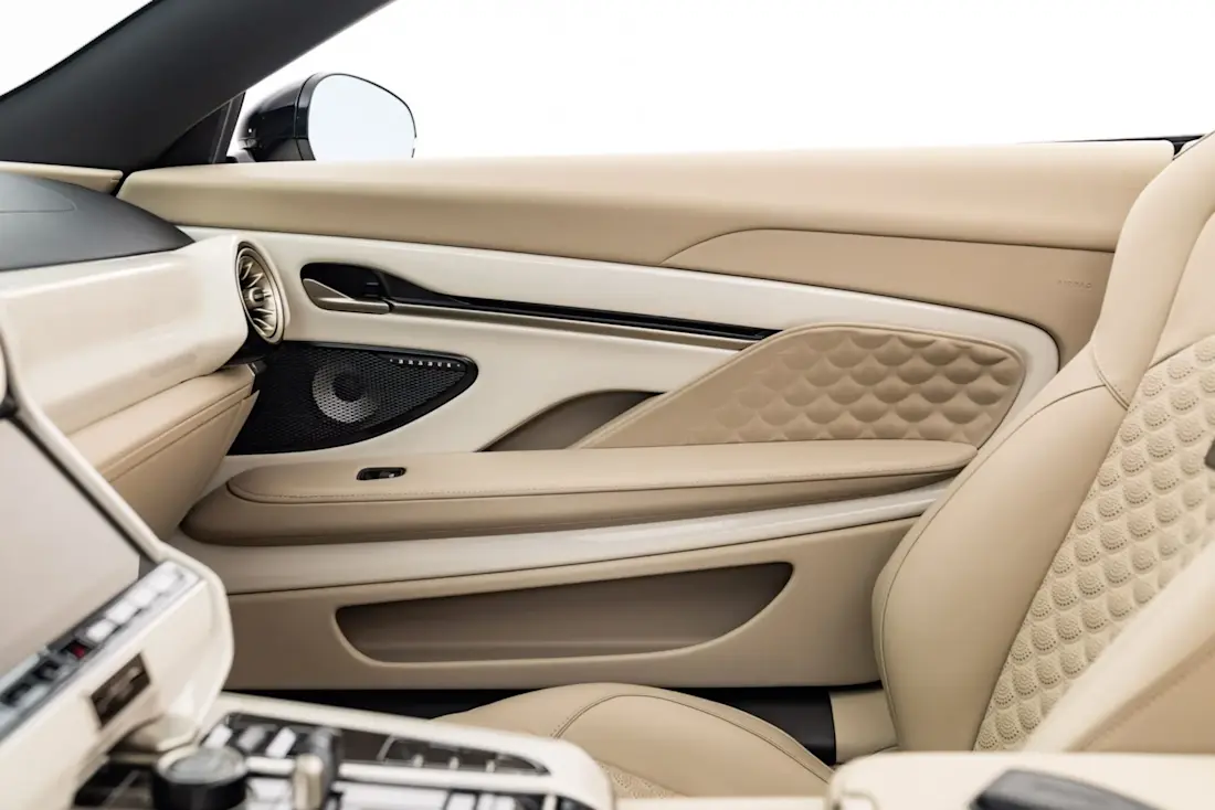 Brabus-Bodo-Cabriolet-2026-interior (5).jpg