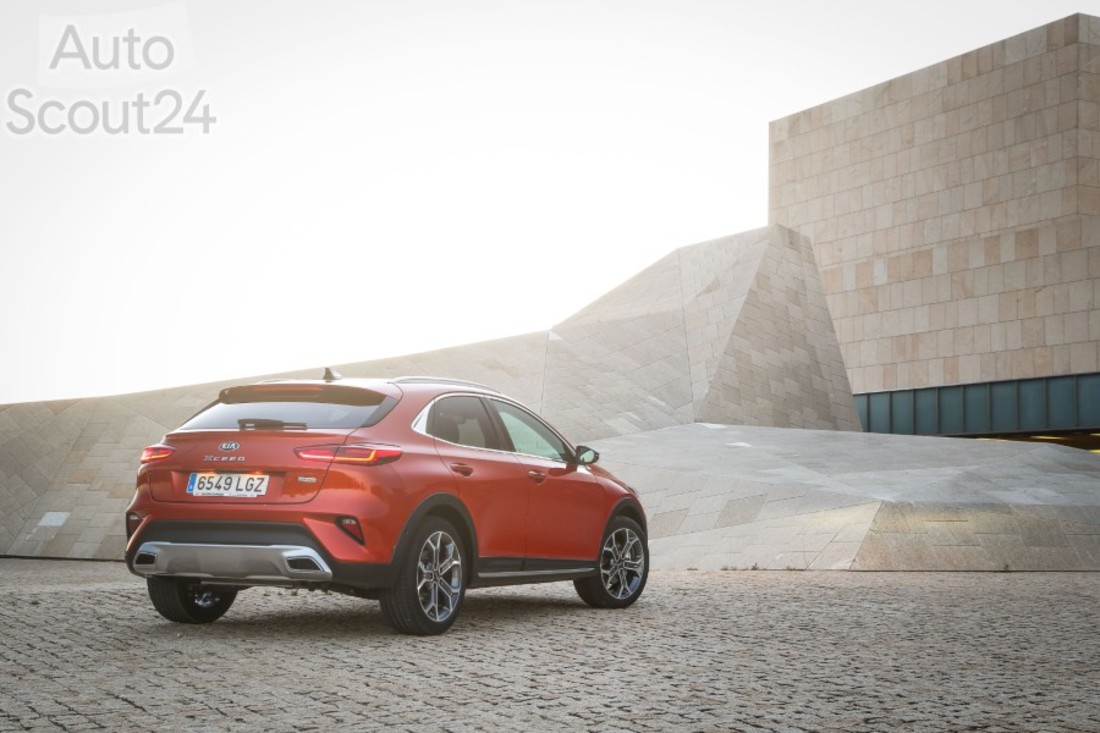 KIA - NUEVO XCEED PHEV - CALIDAD MEDIA_004 (1).jpg
