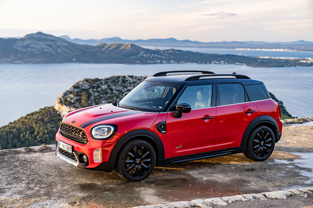 P90479143_highRes_mini-cooper-sd-count