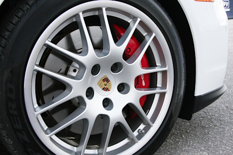 Editorial 2015 porsche panamera gts lw 12