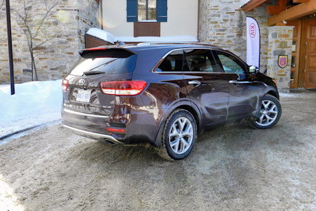 Editorial 05a jb 2016 kia sorento