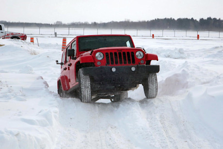 Editorial 2015 fca winter driving pw 19