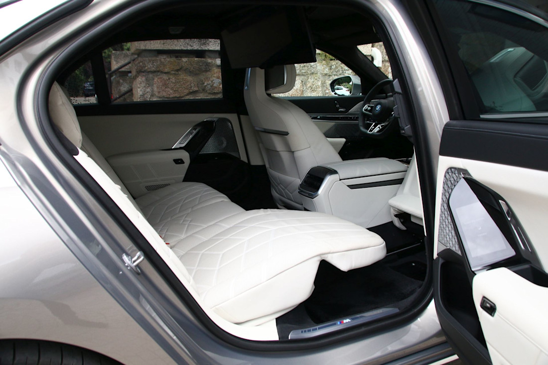 prueba-bmw-i7-02.jpg