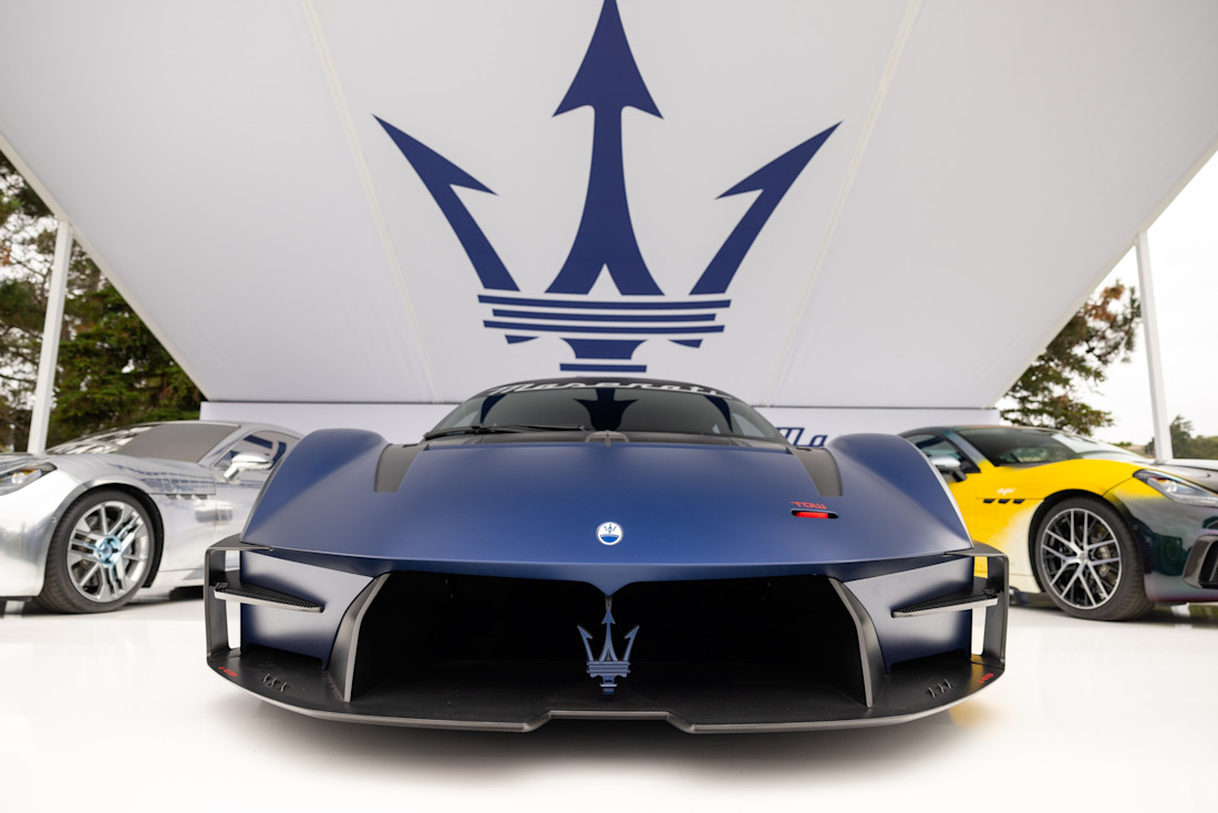 Medium-22660-MaseratiMCXtrematheTridentsnewracingbeastunveiledatMontereyCarWeek