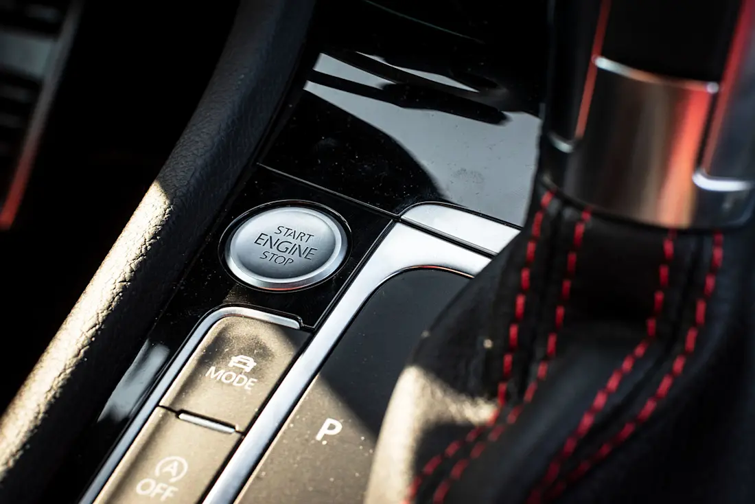 Volkswagen-Golf-GTI-Performance-Start