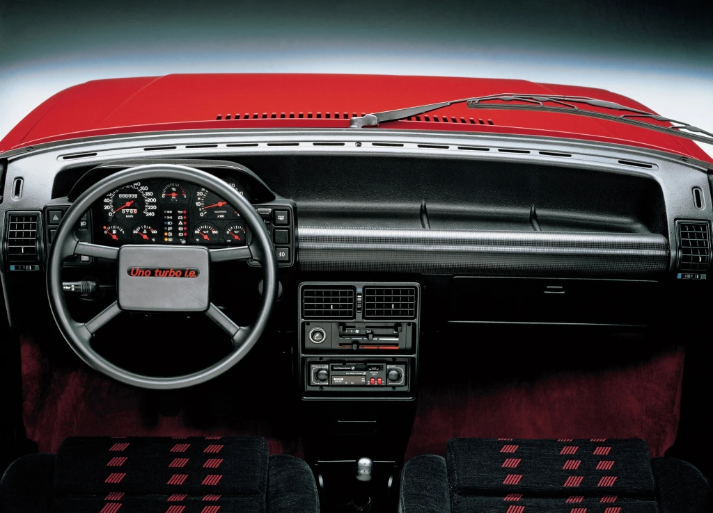 fiat uno turbo i.e. 63