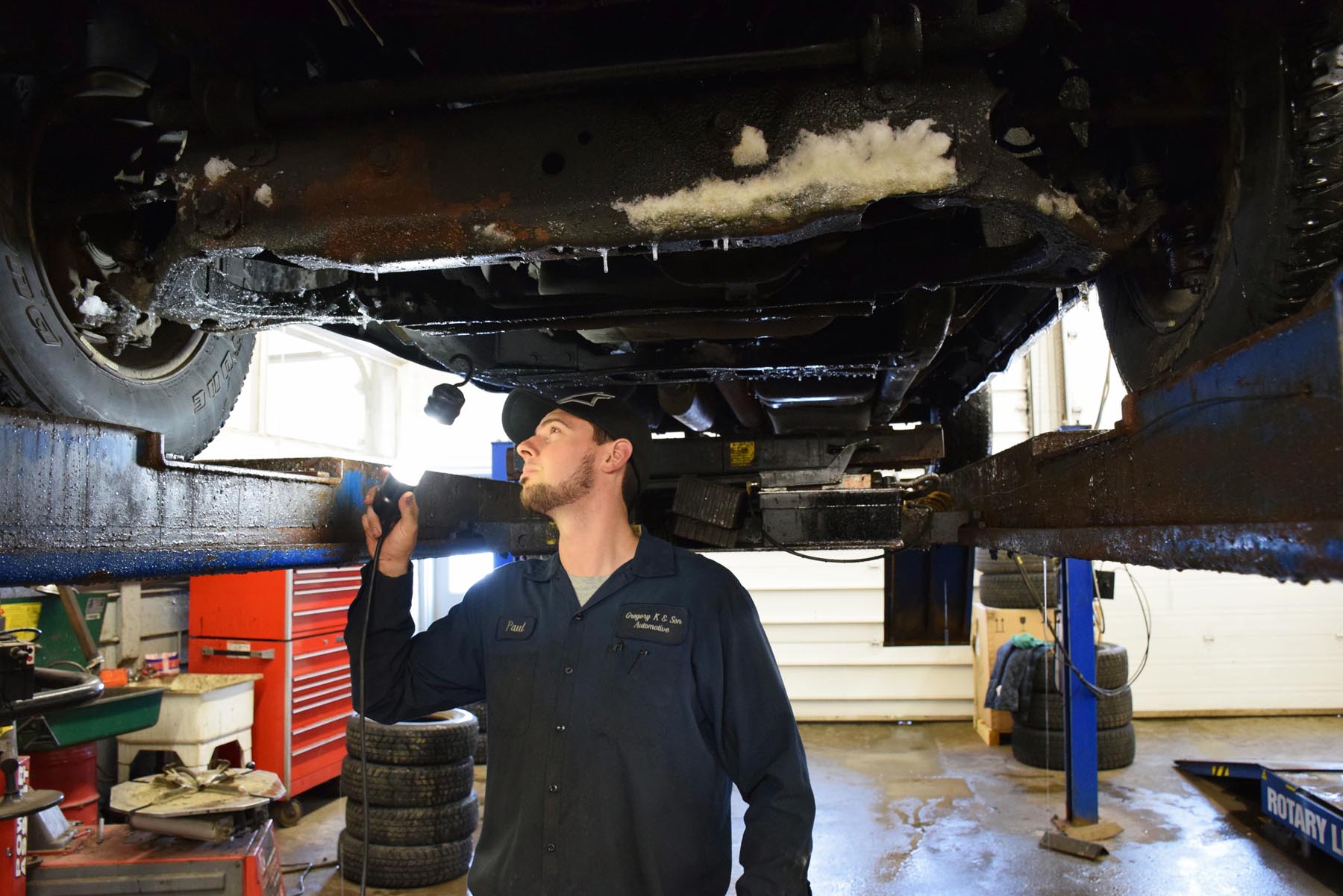 Has your ride got a clunk? Is it idling poorly? Is there a check-engine light on? Before putting it up for sale, make a quick visit to your mechanic to identify or fix any issues. You’re best to sell your ride in 100 percent tip-top working condition for maximum value, or at least, with an explanation of that unwanted sound or check-engine light for the seller.
