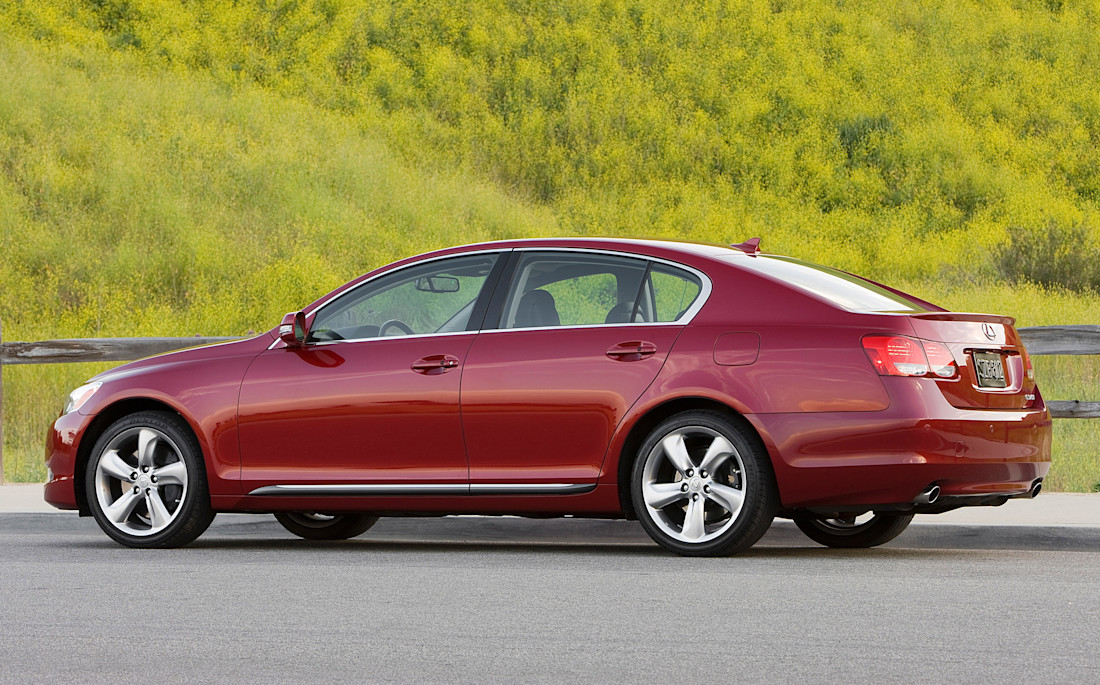 lexus-gs-460-side
