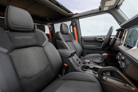 Editorial 2022 ford bronco raptor  black onyx 03