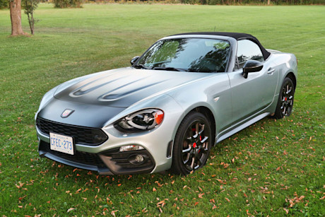 Editorial 2018 fiat 124 spider abarth 03 jm