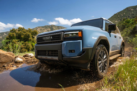 Editorial 2024 toyota land cruiser heritage blue 01 toyota