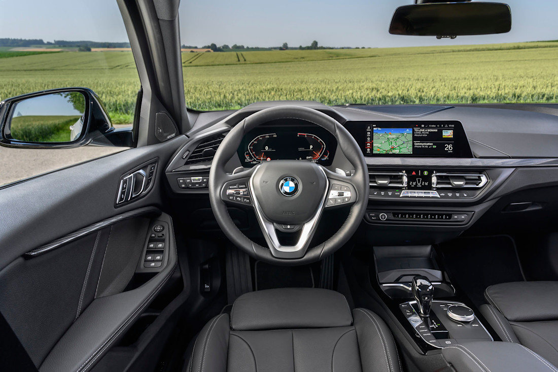 P90358921_highRes_the-all-new-bmw-1-se.jpg