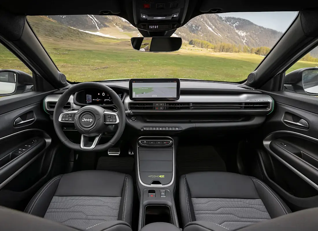 jeep-avenger-4xe-cockpit Kopie