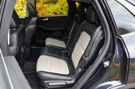 Ford Escape hybride rechargeable 2021 : essai routier Body Image