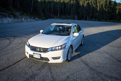 Editorial 2015 honda accord touring v6 bm 02