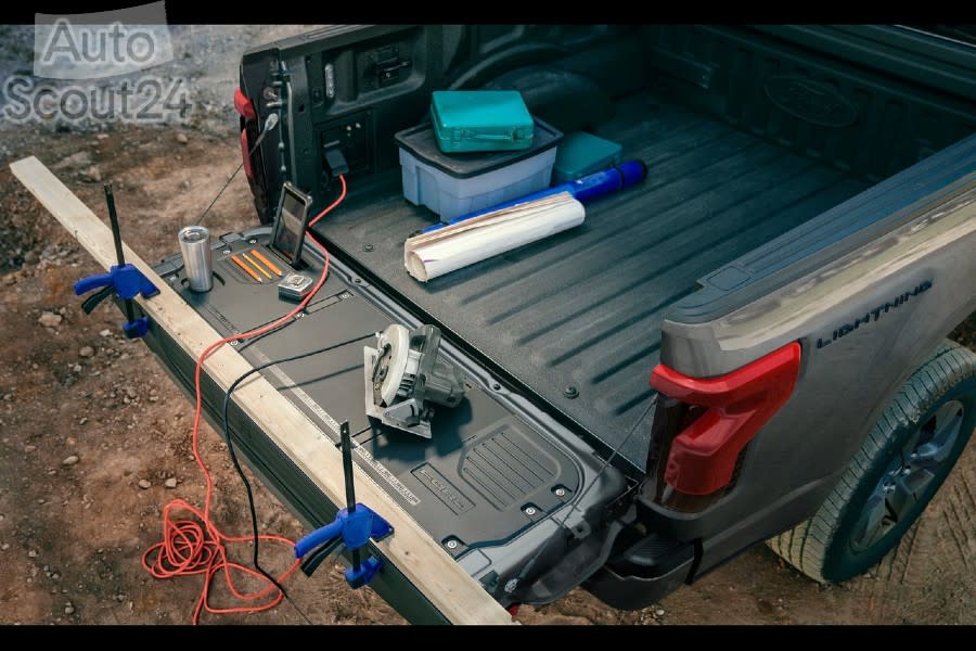 Ford-F-150_Lightning-2022-1280-11 (1).jpg