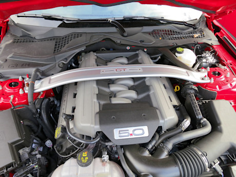 Editorial 2015 ford mustang gt premium pb 09 4216