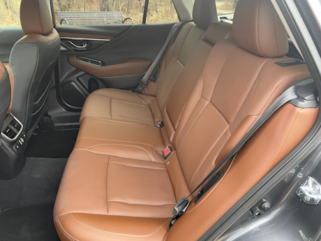 Editorial 2025 subaru outback premier xt td pb 250106 13