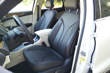 Editorial 2015 lincoln mkc 18