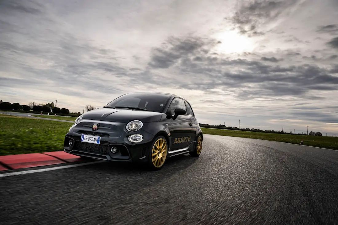 abarth 695 75 anniversario 71