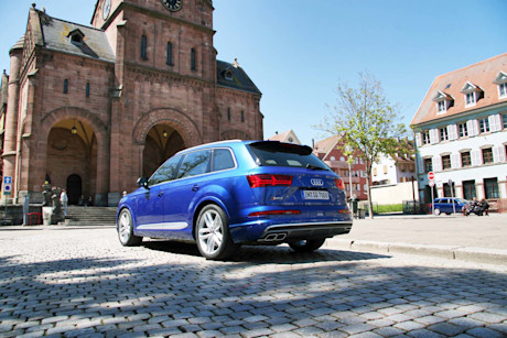 Editorial 2017 audi sq7 lw 05