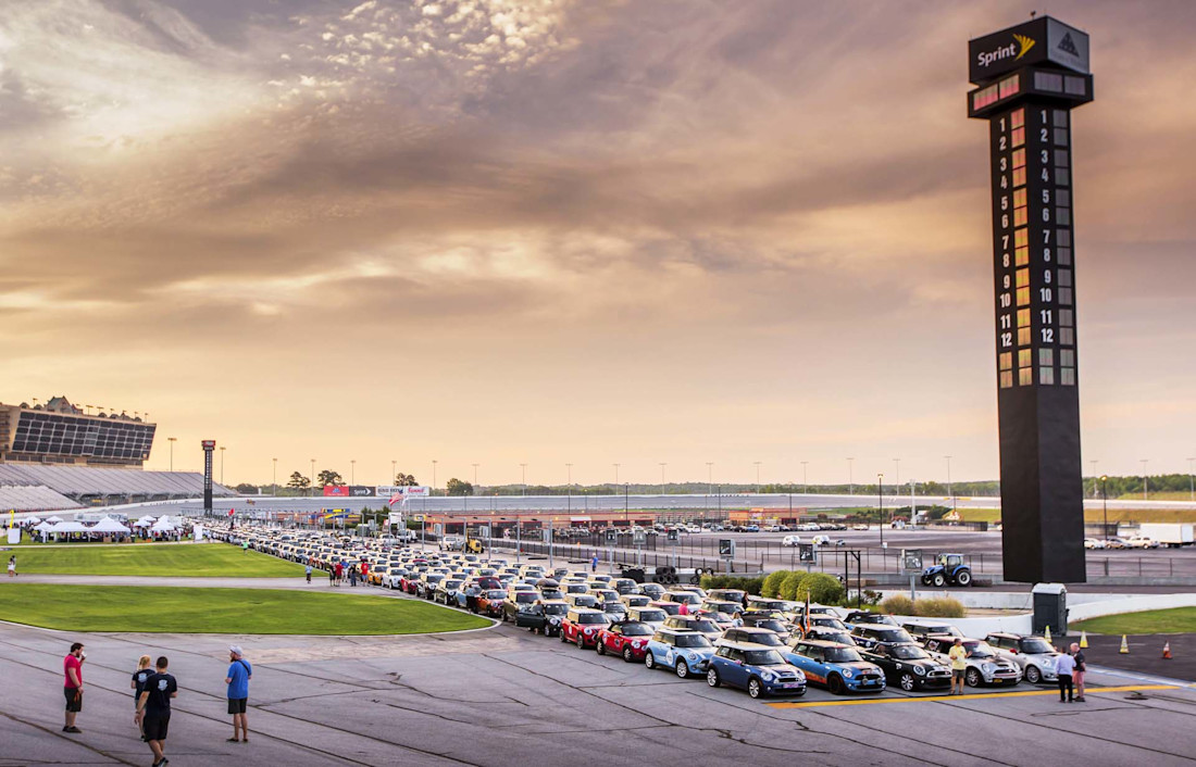 Editorial 01 mini takes the states 2016