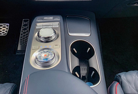 Genesis GV70 2022 : essai routier Body Image