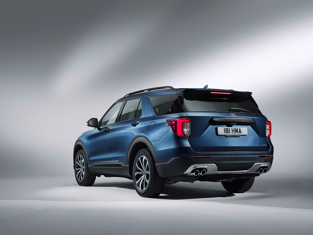 ford-explorer-2019-back