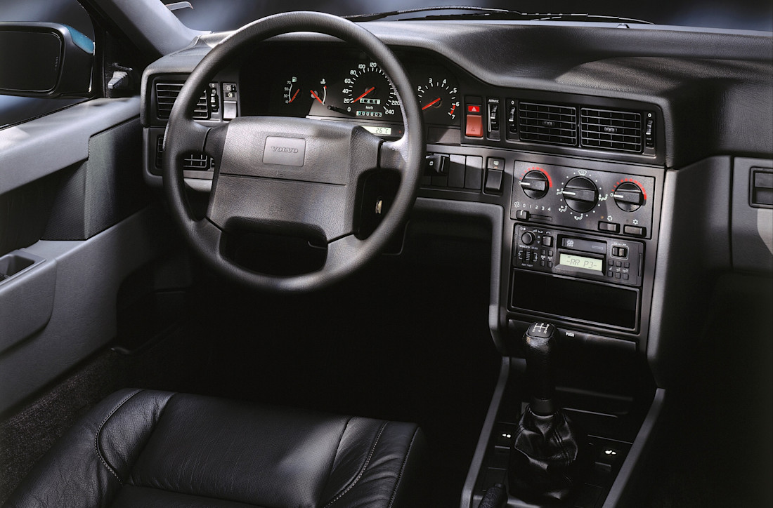 volvo-850-interior