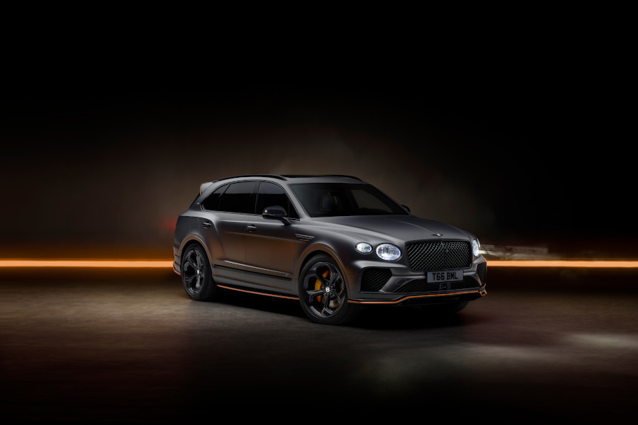 Bentayga-S-Black-Edition-2024 (2).jpg