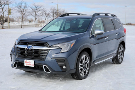 Editorial 2023 subaru ascent premier 02 jm