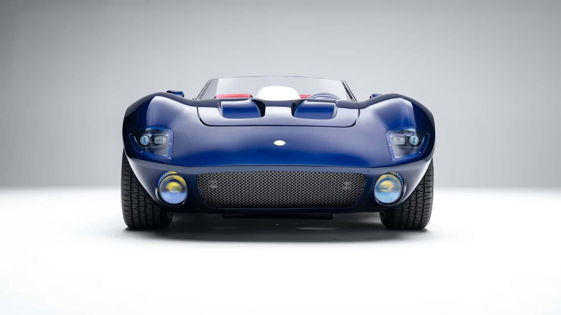 excalibur-rs-roadster-1962 (3).jpg