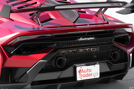 Editorial 2022 lamborghini huracan sto 24 jl cs