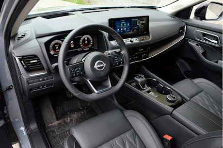 Nissan Rogue Platinum 2024 : essai routier Body Image