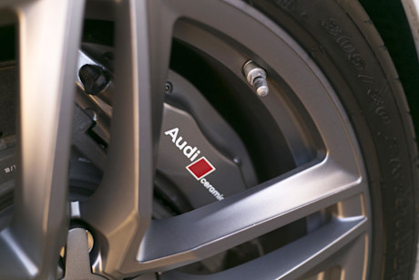 Editorial 2015 audi r8 v10 spyder jw 14