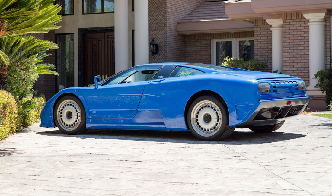 Bugatti EB110 2