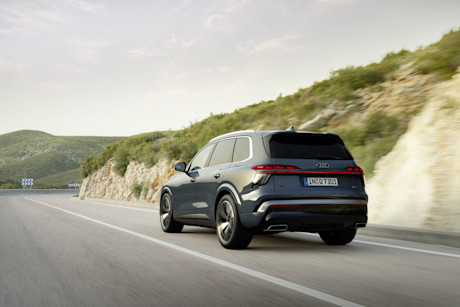 audiq73-0b8001