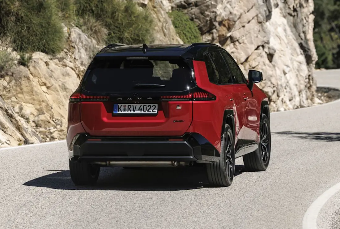 Toyota RAV4 2