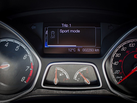 Editorial 2013 focus st   bm   06 11550