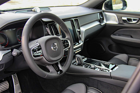 Editorial 2020 volvo v60 t8 polestar engineered 18 dw