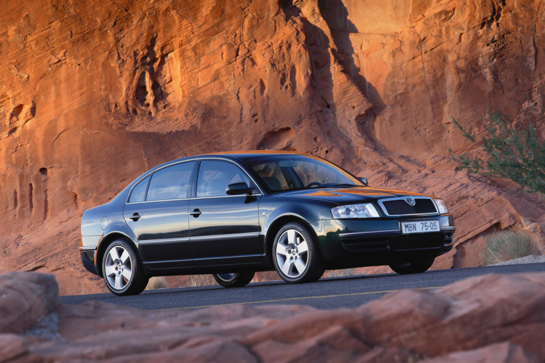 skoda-superb-2001.jpg