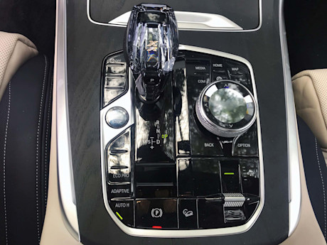Editorial 2019 bmw x7 xdrive50i 27 gw
