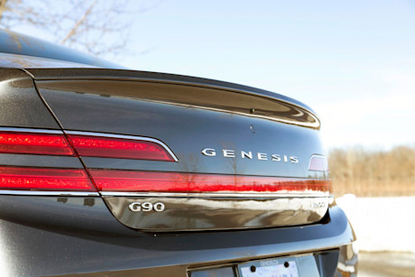 Editorial 2021 genesis g90 50 prestige awd 07 jw