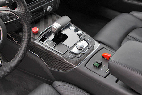 Editorial 21 jy audi piloted driving bobby