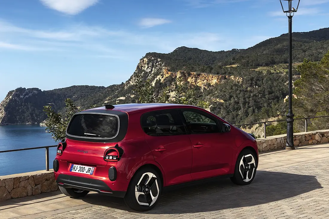 BEBE20260326 Renault Twingo E-Tech 01