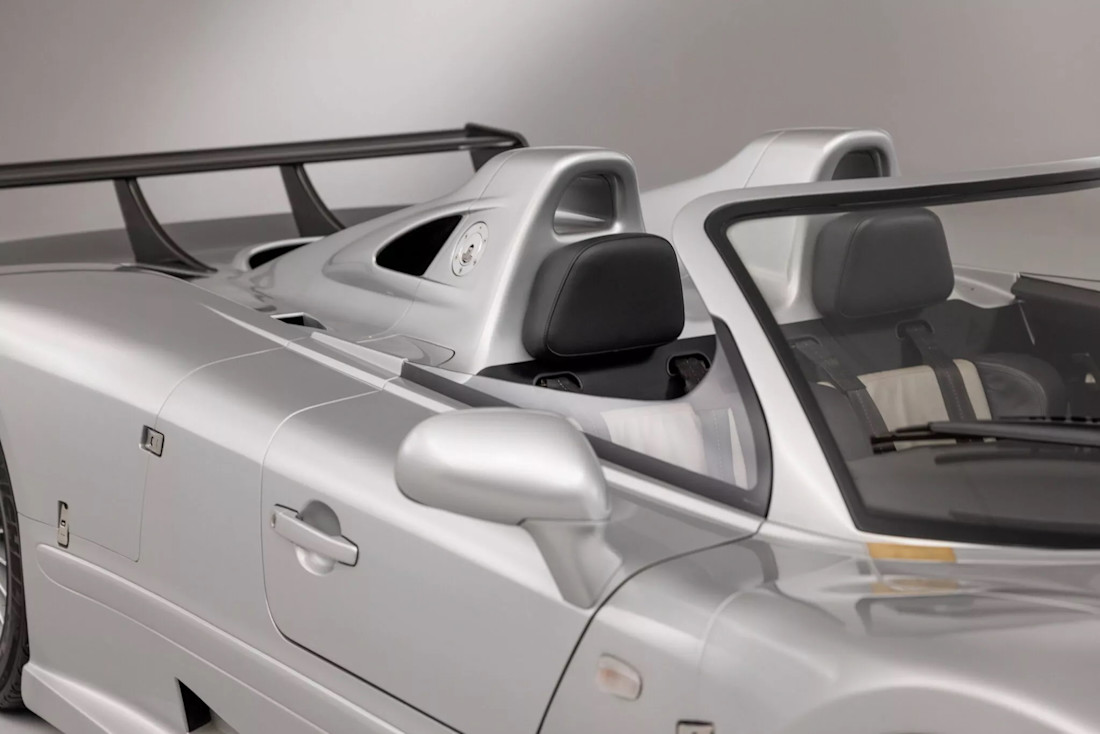 Mercedes-CLK-GTR-Roadster-2002-precio-subasta (7).jpg